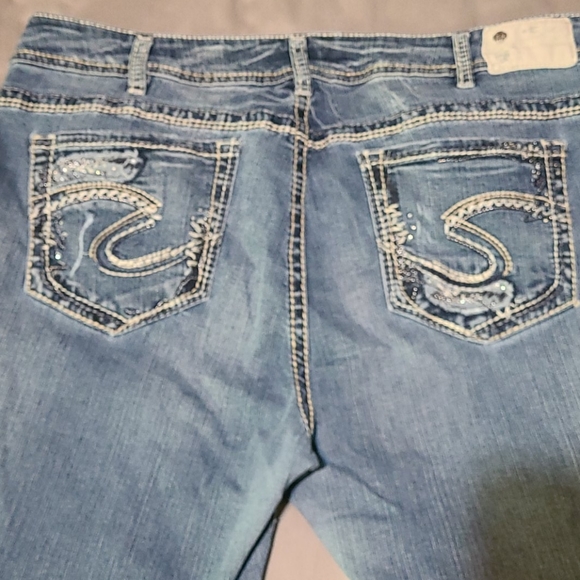 Women's Silver jeans - Picture 3 of 3